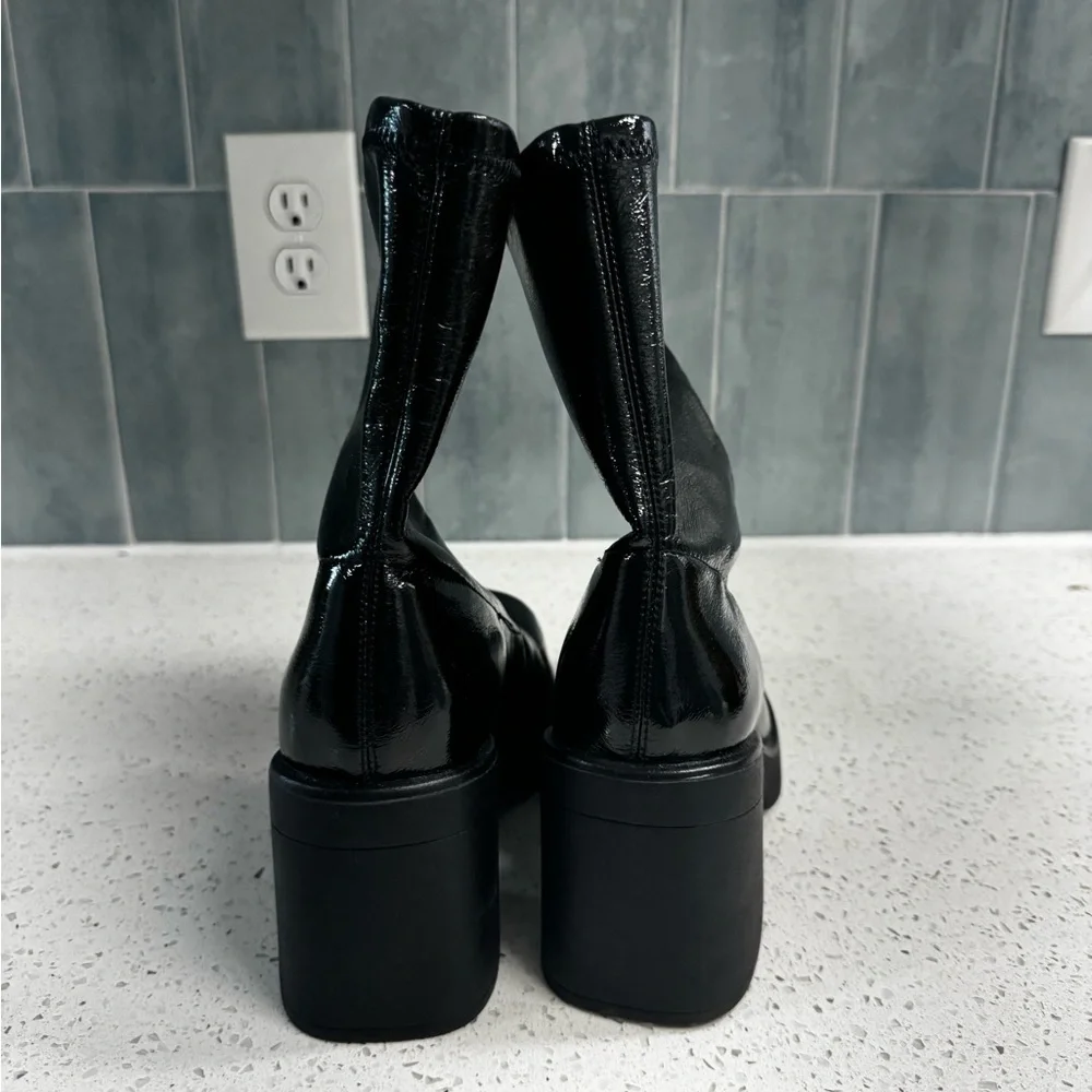 Black Heeled Boots with Chunky Block Heel - Picture 4 of 5